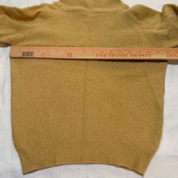 Bennette Mustard Yellow Turtleneck 3/4 Sleeves Sweater Cashmere XS - Picture 2 of 7